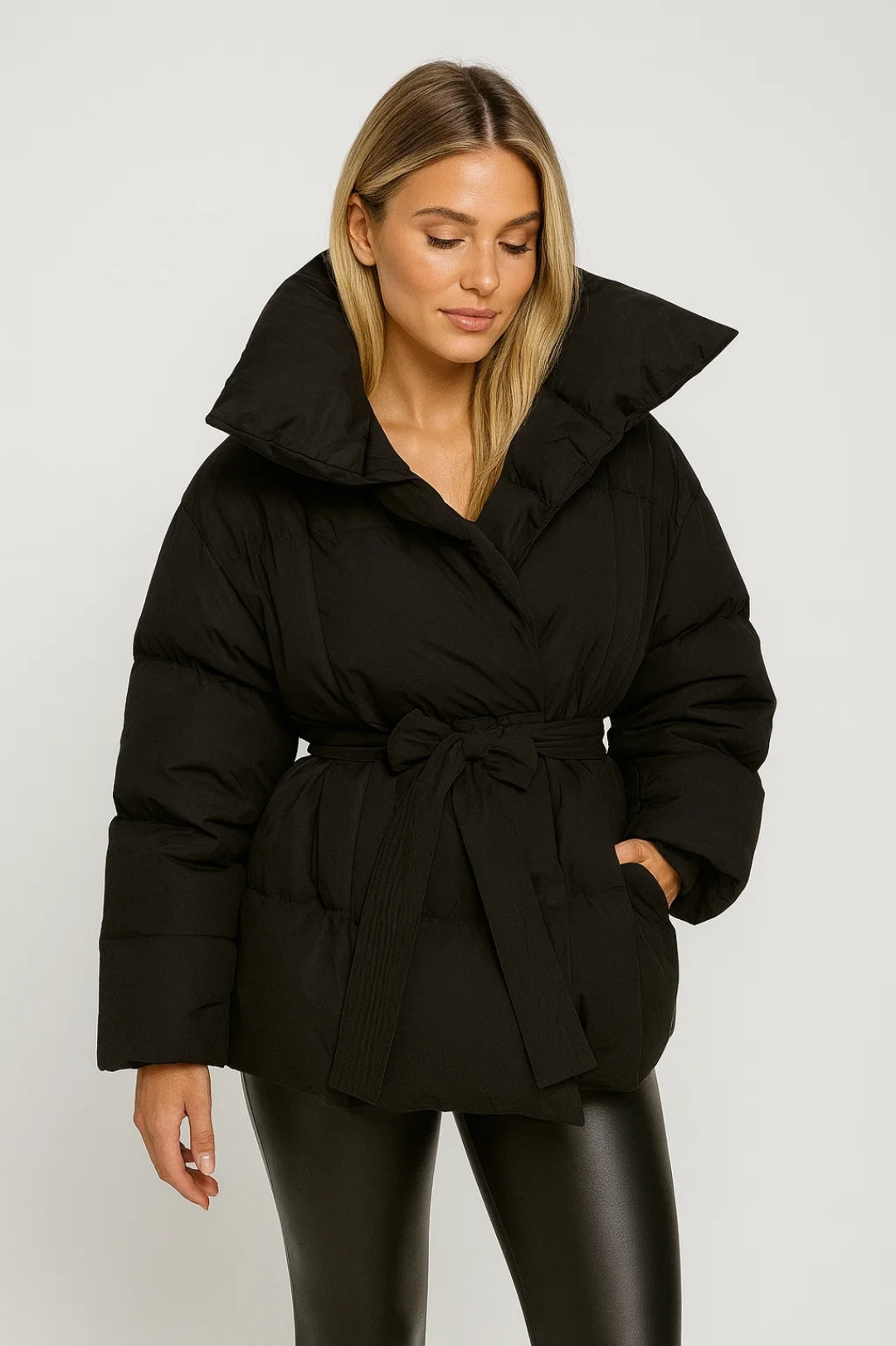 Doudoune femme ceinturée | Veste matelassée à col oversize hiver