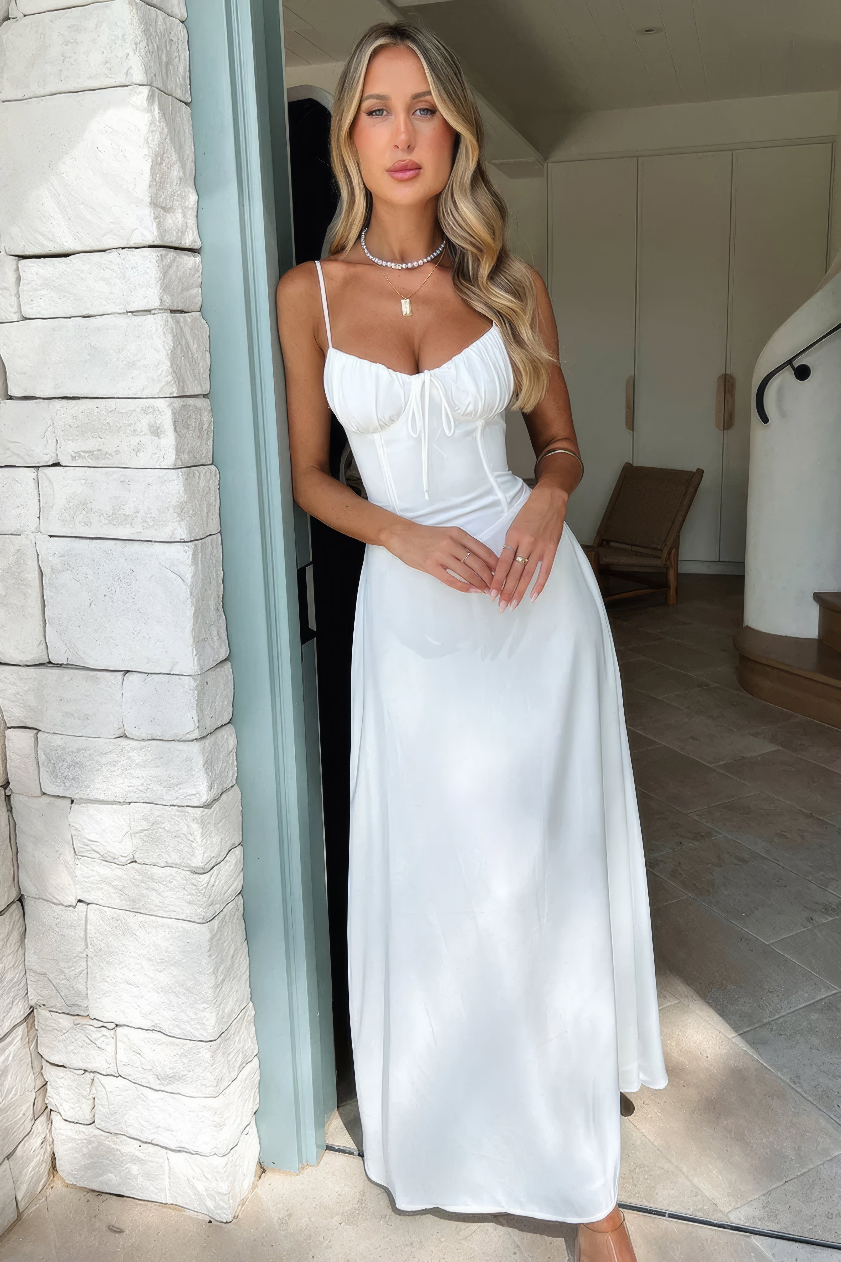 Robe femme maxi sans manches à coupe fluide