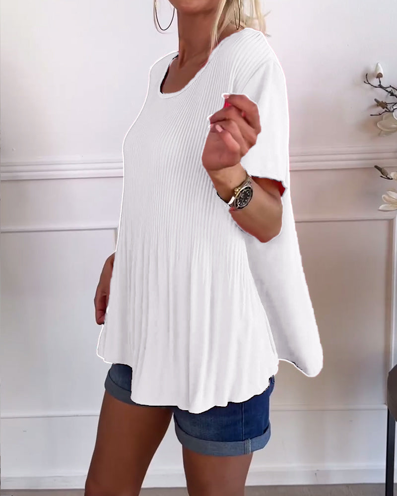 Uni Plissé Round Neck Blouse