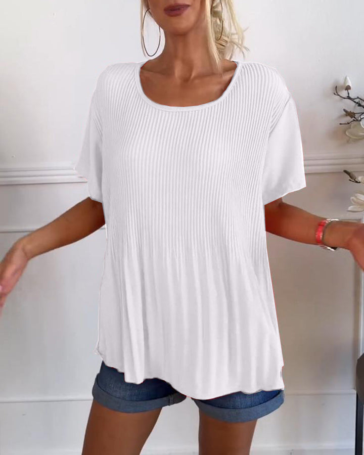 Uni Plissé Round Neck Blouse