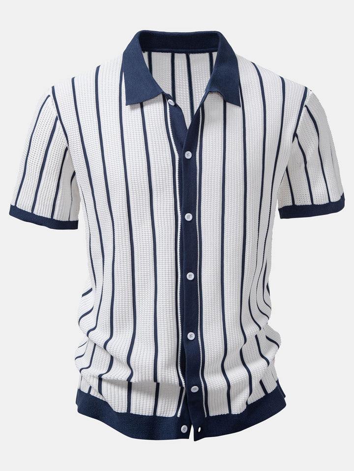 Chemise tricotée rayée avec boutons
