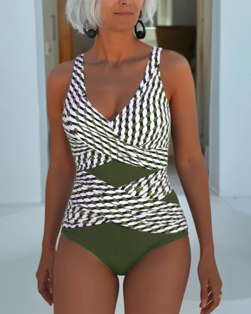 Maillot de Bain Croisé pour un Look Décontracté de Resort