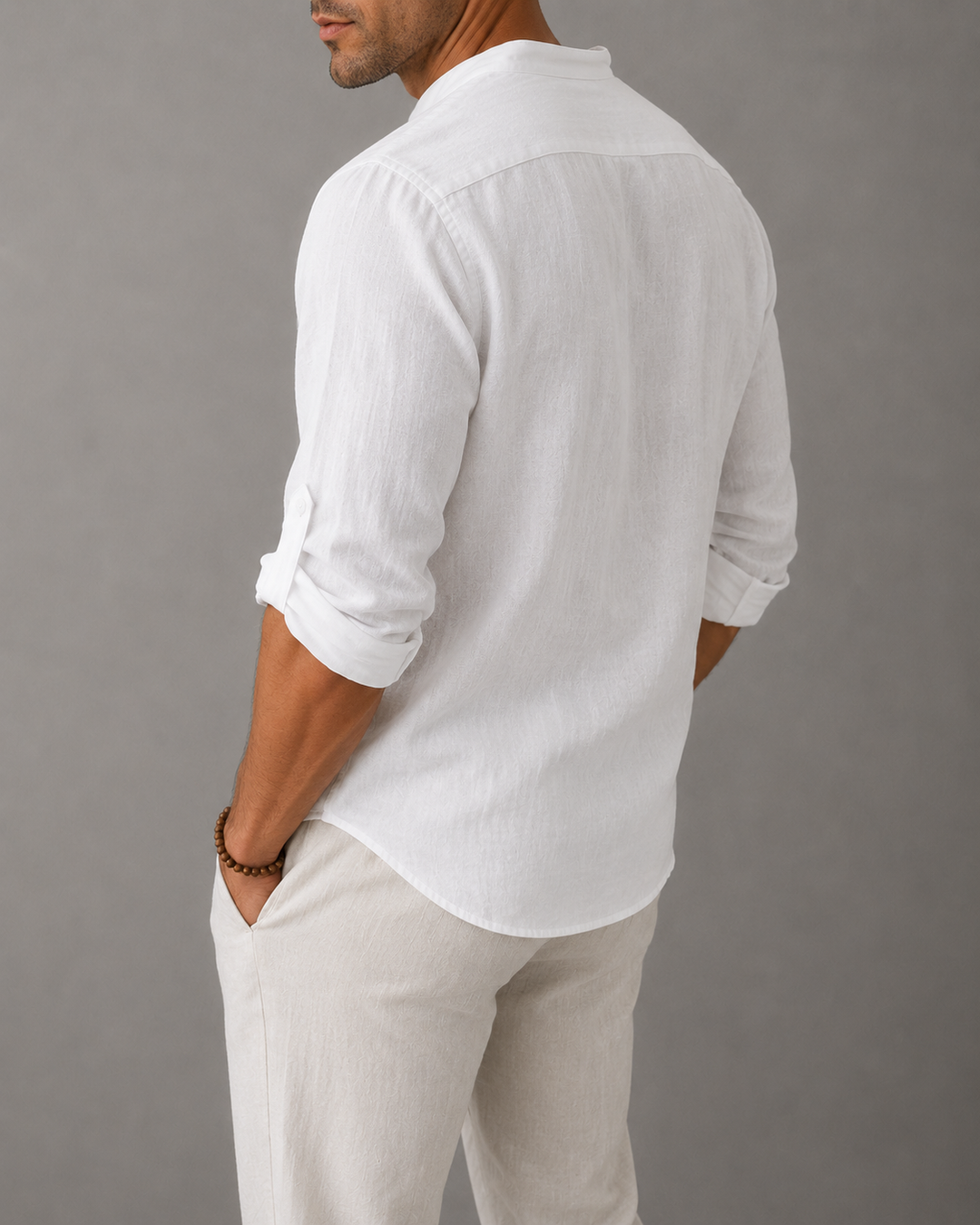 Chemise homme coupe ample col en V manches longues