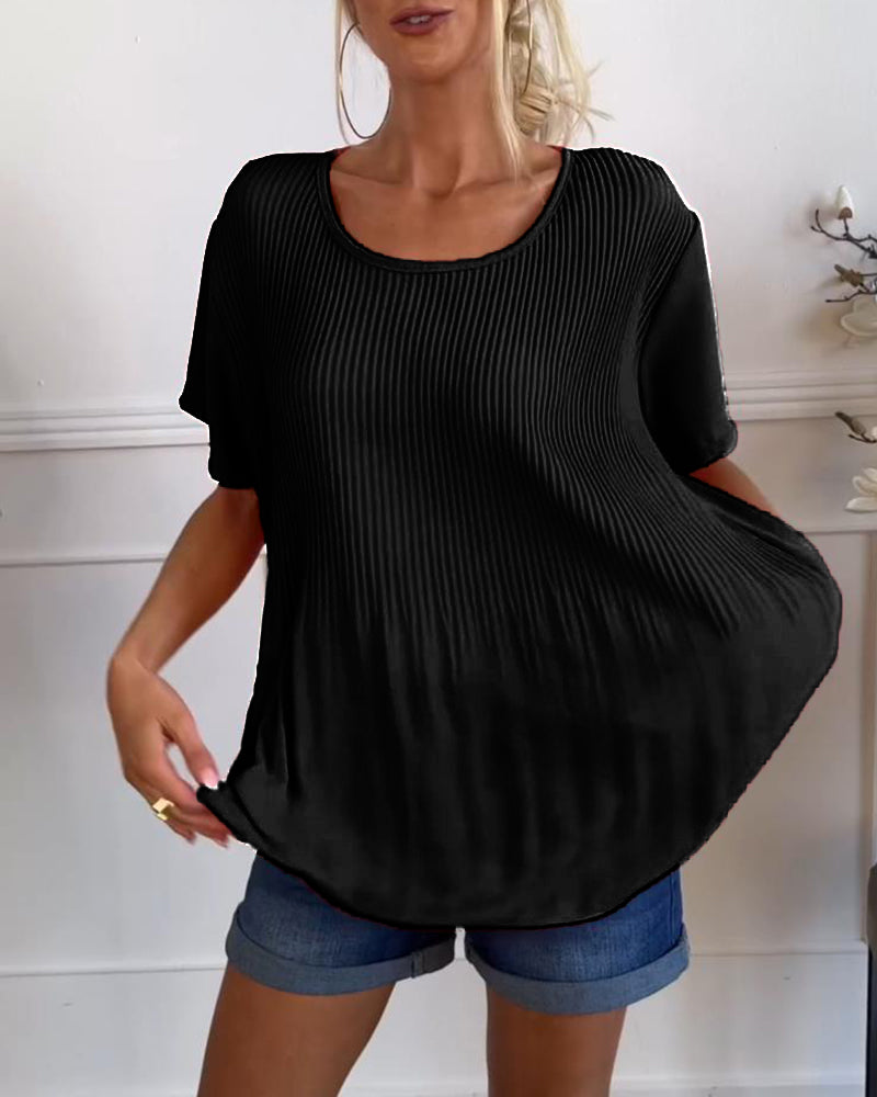 Uni Plissé Round Neck Blouse