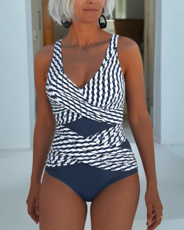 Maillot de Bain Croisé pour un Look Décontracté de Resort