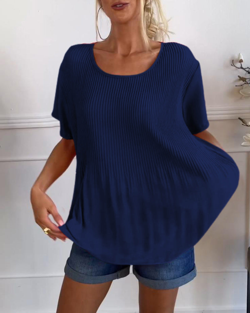 Uni Plissé Round Neck Blouse