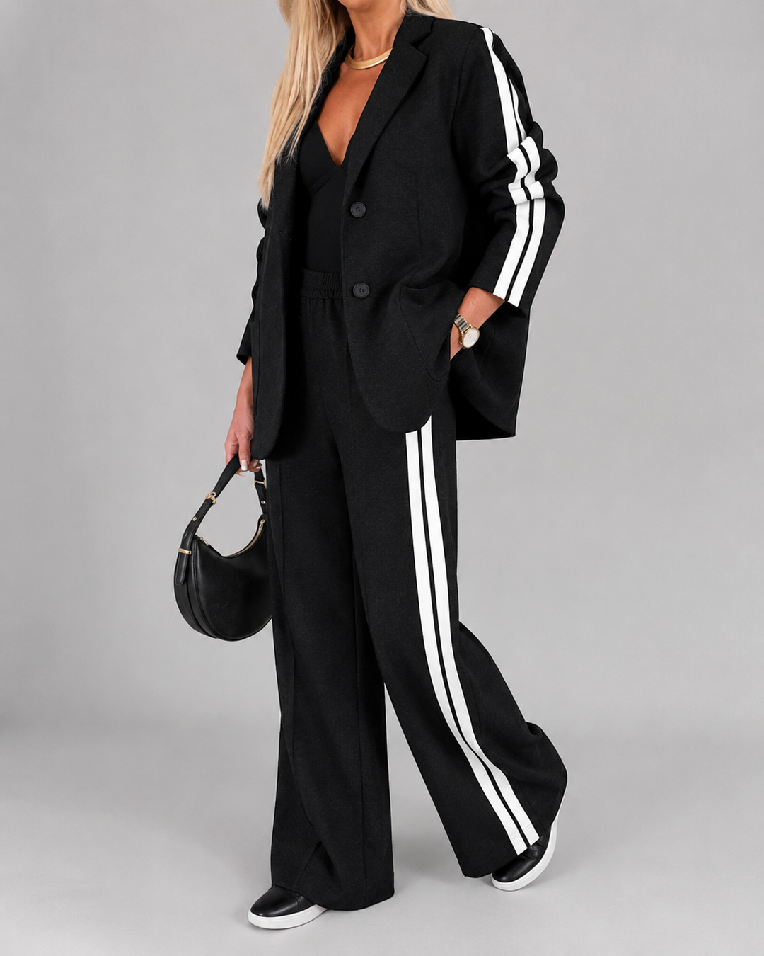 Ensemble tailleur femme blazer ample pantalon boutonné bureau travail