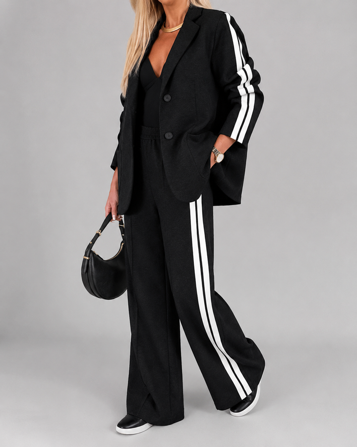 Ensemble tailleur femme blazer ample pantalon boutonné bureau travail