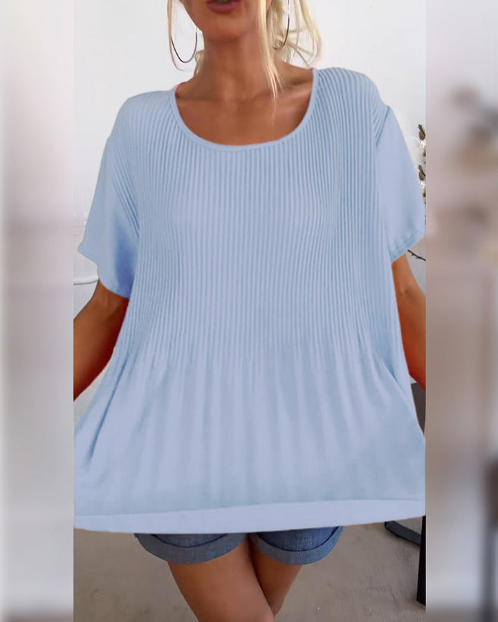 Uni Plissé Round Neck Blouse