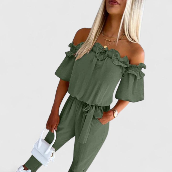 Zendaya | Combinaison Moderne
