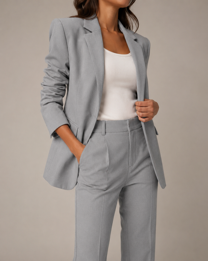 Ensemble tailleur femme deux pièces blazer pantalon élégant bureau cérémonie