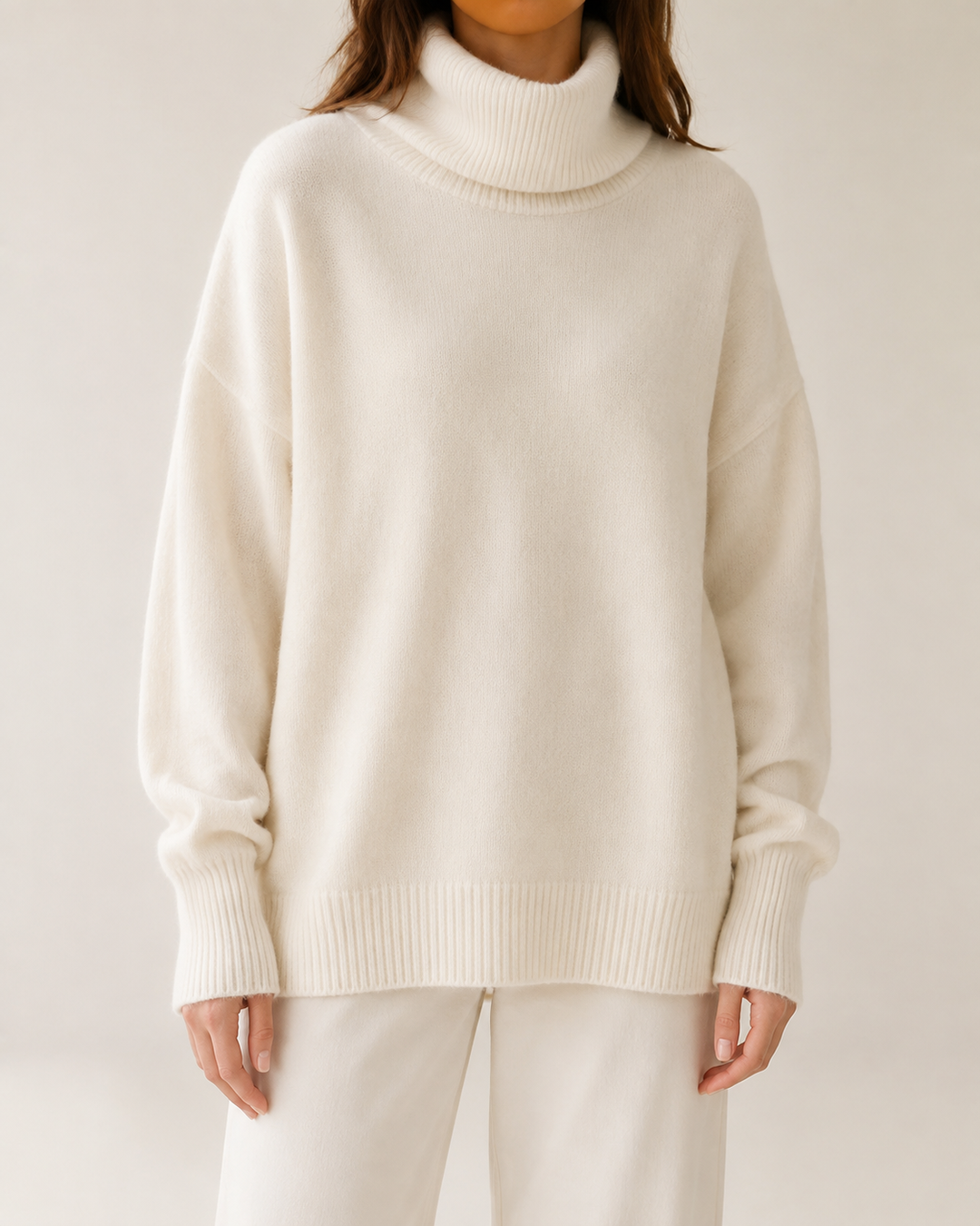Pull femme col roulé coupe ample manches longues automne