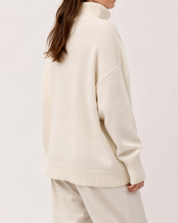 Pull femme col roulé coupe ample manches longues automne