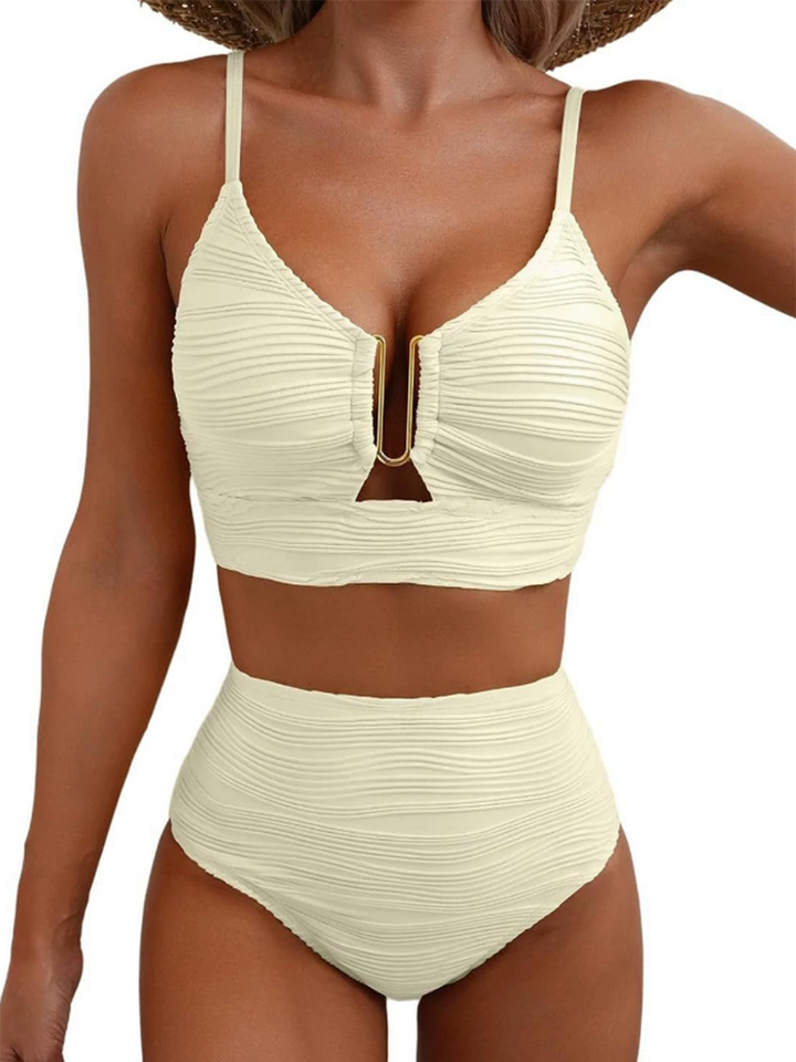 Bikini deux pièces taille haute pour femme – Texture froncée et détails dorés sculptants 4