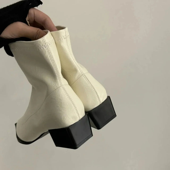 Bottines à Bout Pointu pour Femme | Chic, Élégantes & Toute Saison 4