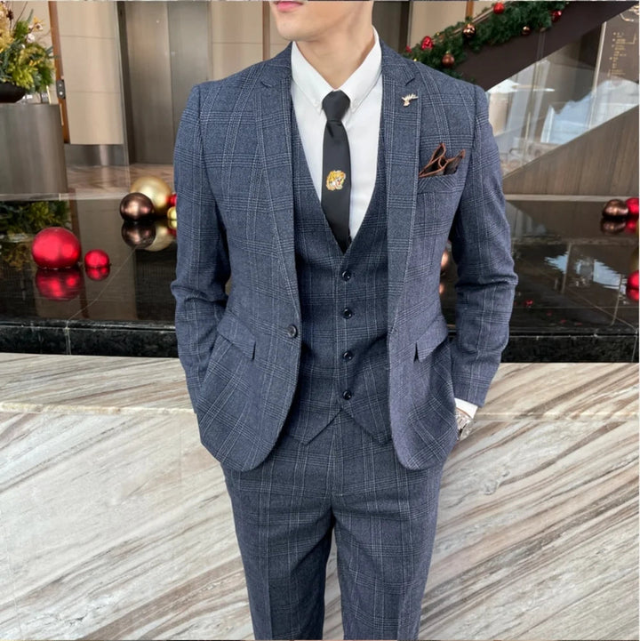 Carlo | Costume trois pièces à carreaux pour homme, coupe ajustée 3