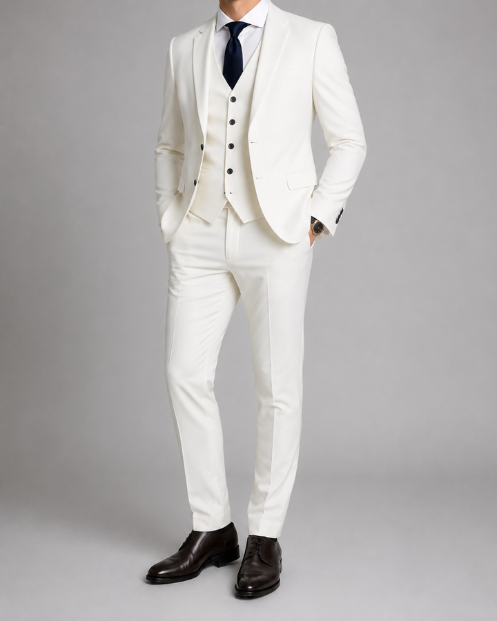 Costume homme trois pièces gris coupe ajustée cérémonie élégant