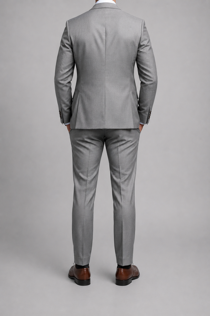 Costume homme trois pièces gris deux boutons élégant formel mariage