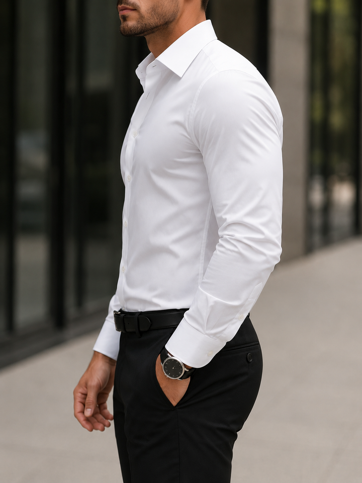 Chemise homme manches longues coupe ajustée moderne élégante