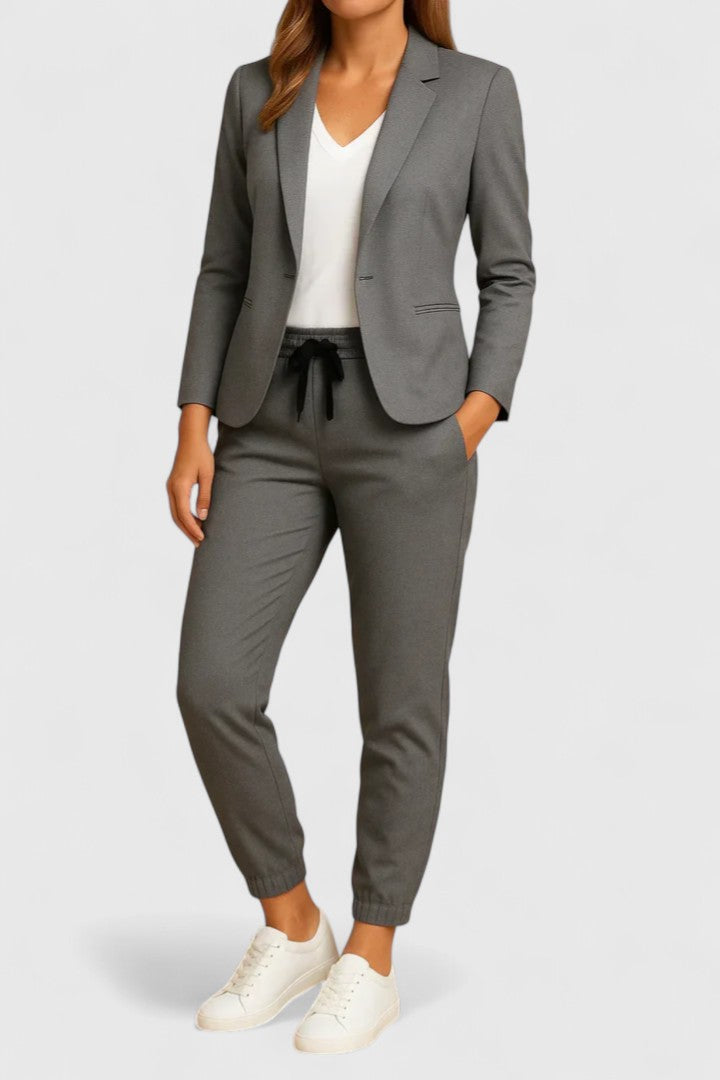 Averella | Costume Élégant