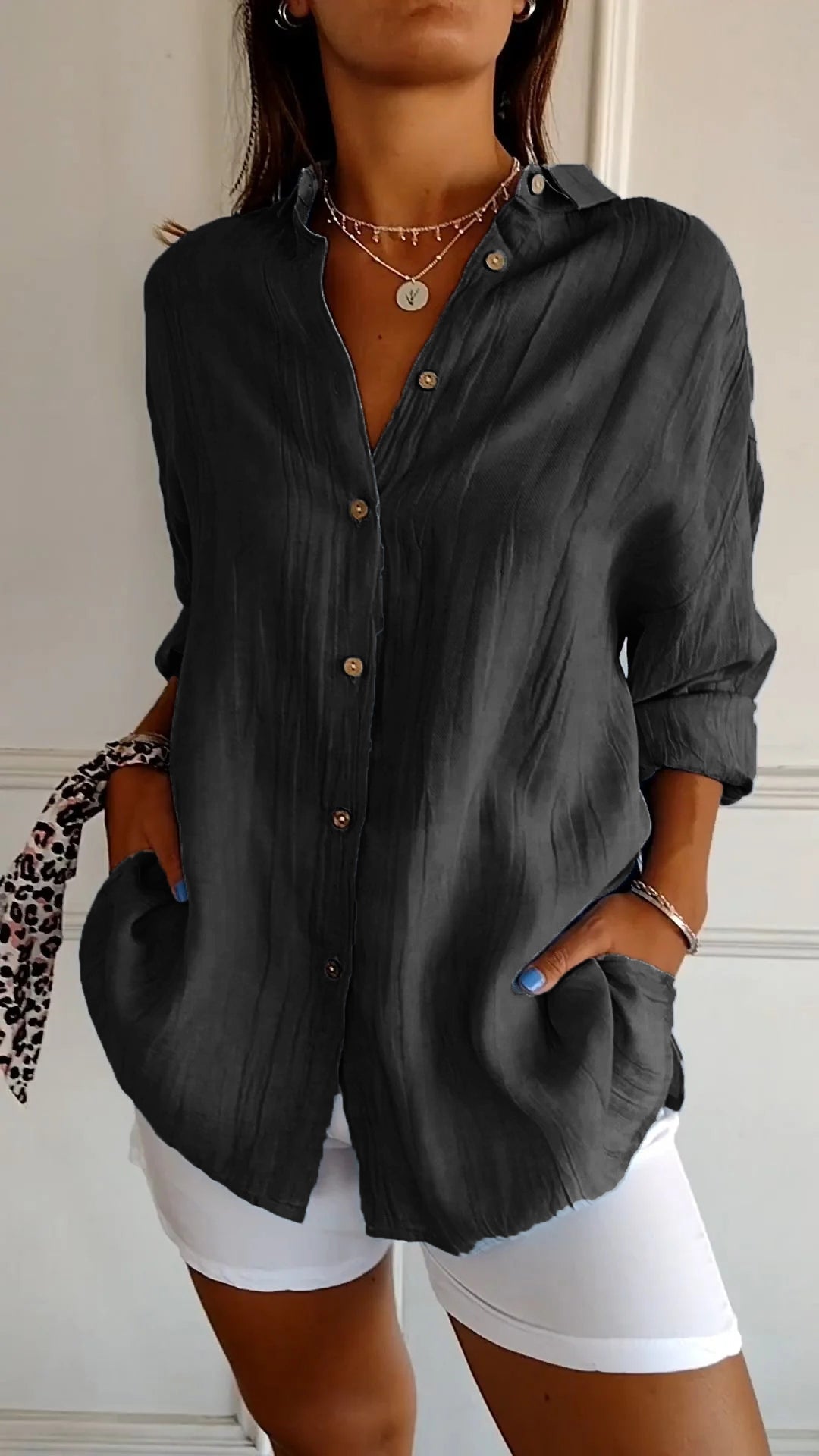 Chemise boutonnée pour femme | Coupe classique, fermeture boutonnée sur le devant 10