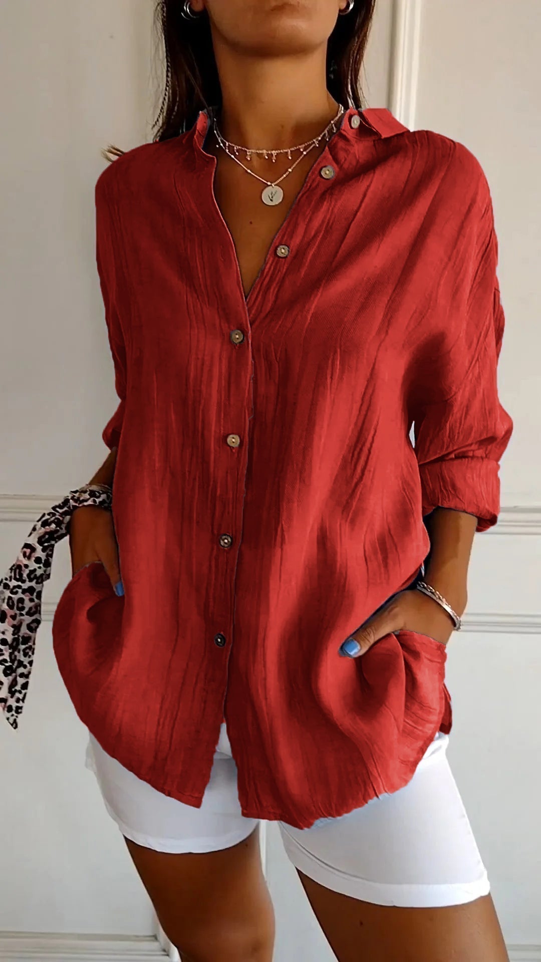 Chemise boutonnée pour femme | Coupe classique, fermeture boutonnée sur le devant 5
