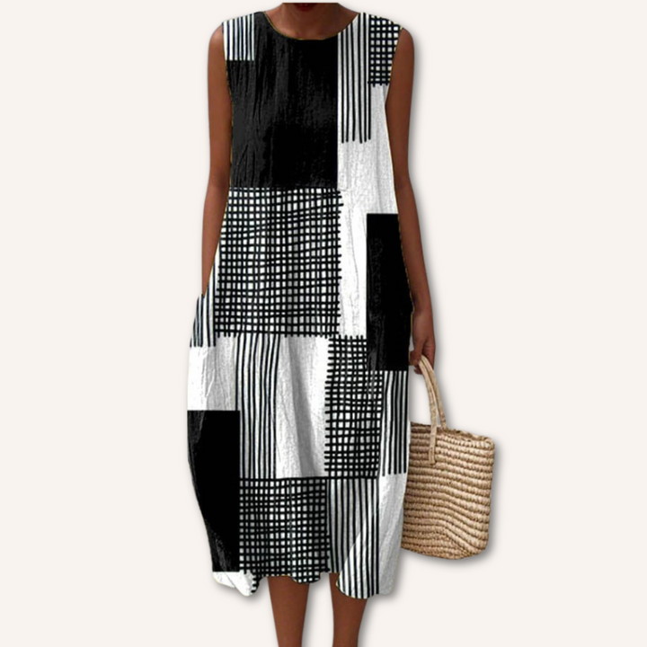 Robe Monochrome Élégante