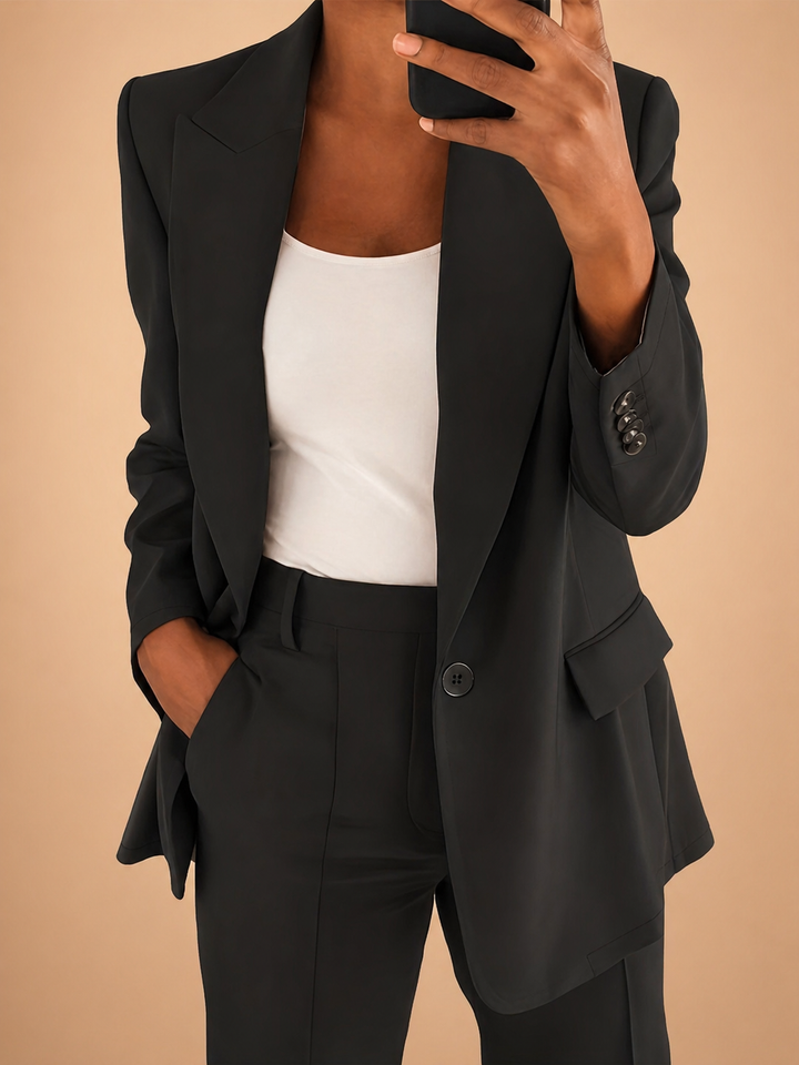 Ensemble deux pièces pour femme, idéal pour les occasions élégantes – polyvalent, confortable et stylé. 3
