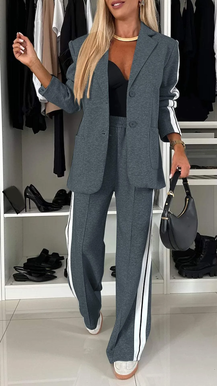 Ensemble tailleur femme blazer ample pantalon boutonné bureau travail
