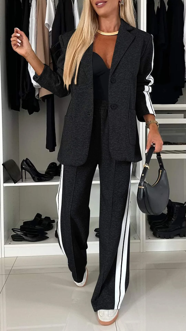 Ensemble tailleur femme blazer ample pantalon boutonné bureau travail