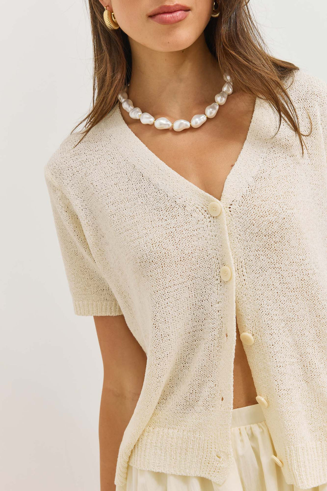 Gilet court pour femme, col V, manches courtes, boutons, maille texturée 0