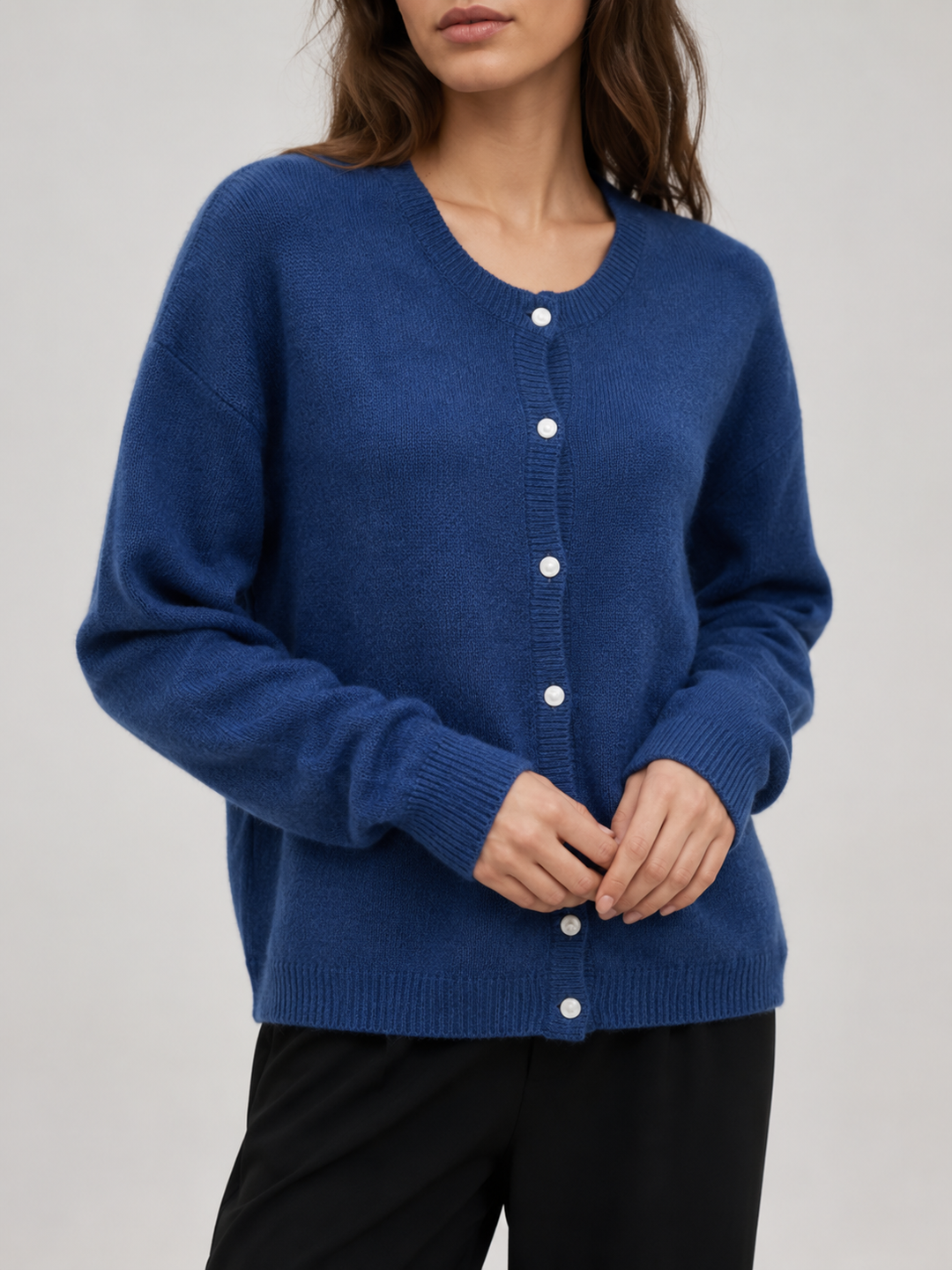 Gilet en maille duveteuse à boutons automne femme 6
