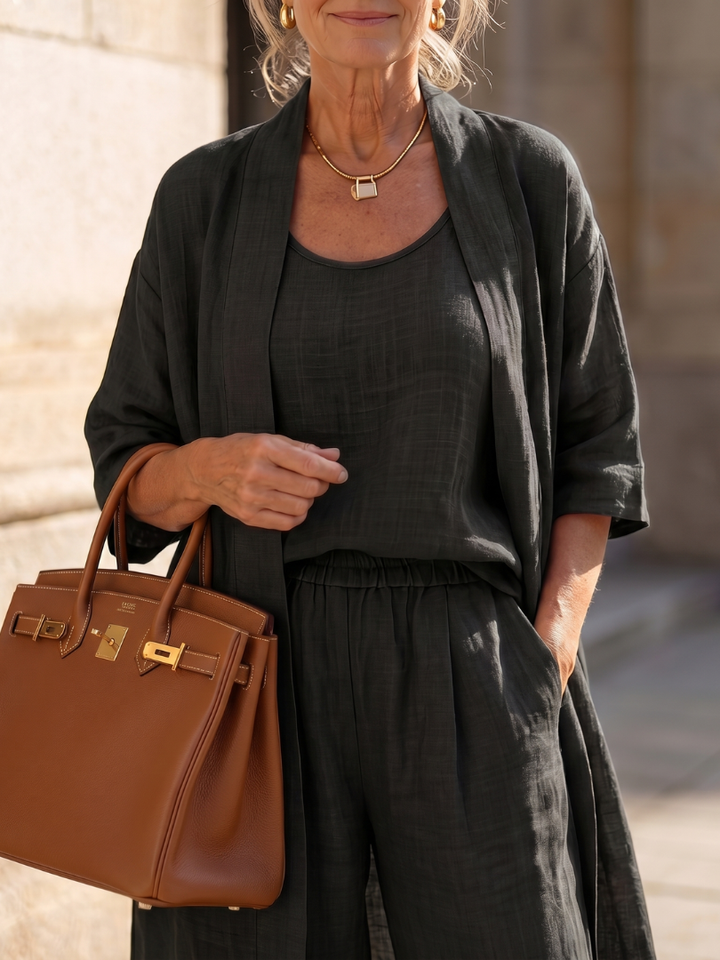 Gilet pour femme | Ensemble trois pièces avec pantalon à jambes larges 10