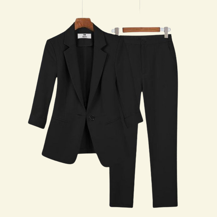 Isolde | Ensemble classique pour femme avec veste et pantalon 2