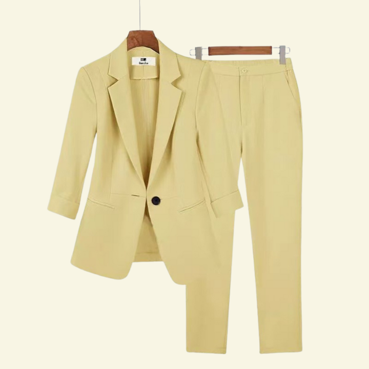 Isolde | Ensemble classique pour femme avec veste et pantalon 8