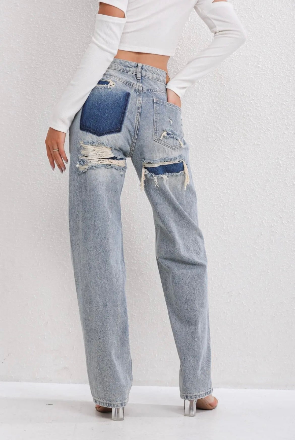 Jeans pour femme avec éléments de surface texturés et coupe droite