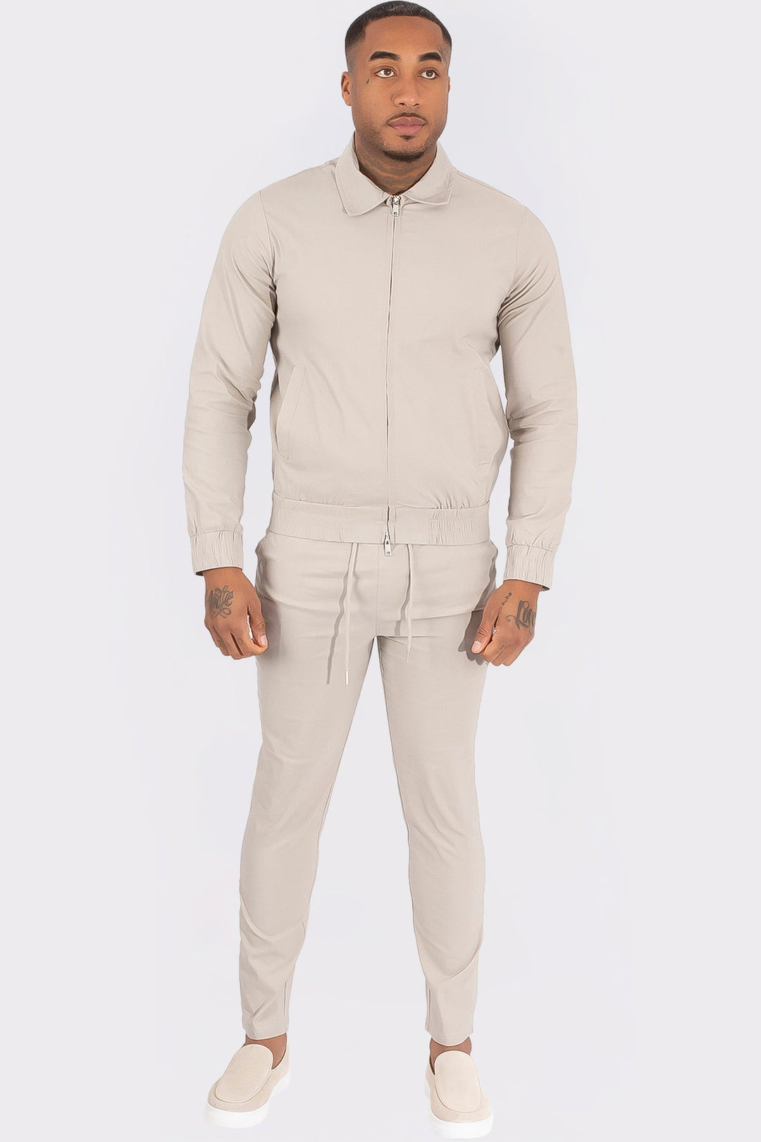 LE TENUE TECHNIQUE MONACO 0