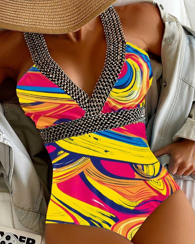Maillot de bain une pièce pour femme, col en V – Imprimé abstrait et détails en perles dorées 1