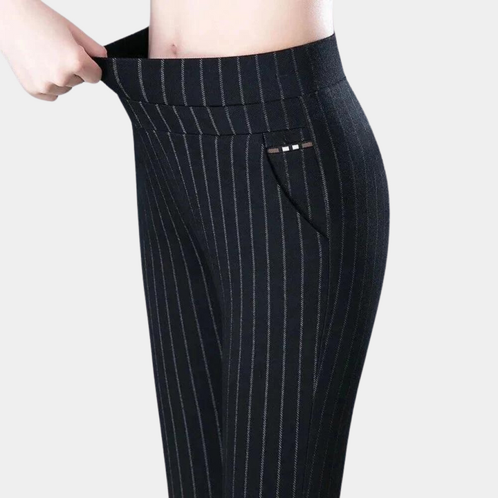 Małgorzata | Pantalon femme, lisse, élastique et gainant, en mélange de viscose, avec une taille haute qui met en valeur la taille 2