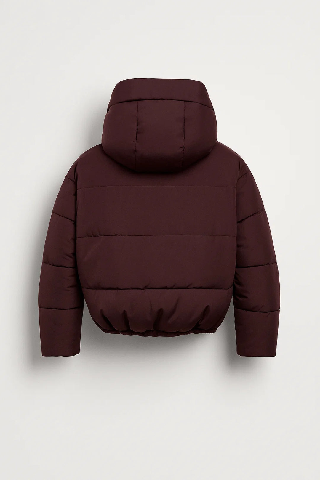 Veste femme matelassée avec large capuche coupe courte