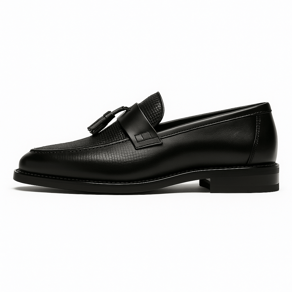 Mocassins Tissés Élégants | Pompons Subtils 1