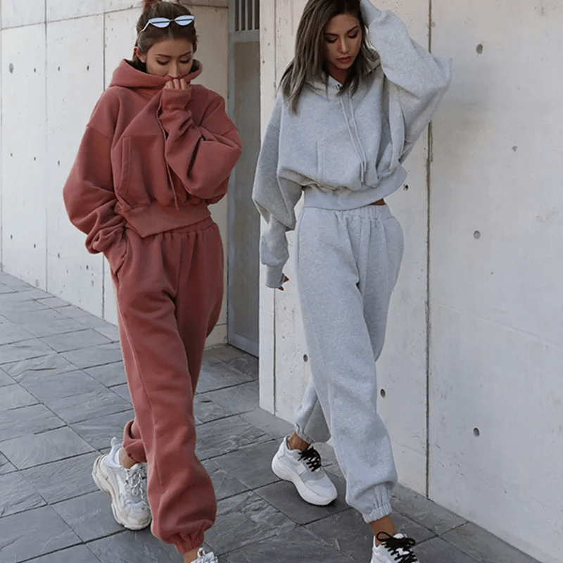 Nadia | Survêtement femme | Sweat à capuche en coton, coupe moderne et confort sportif 2