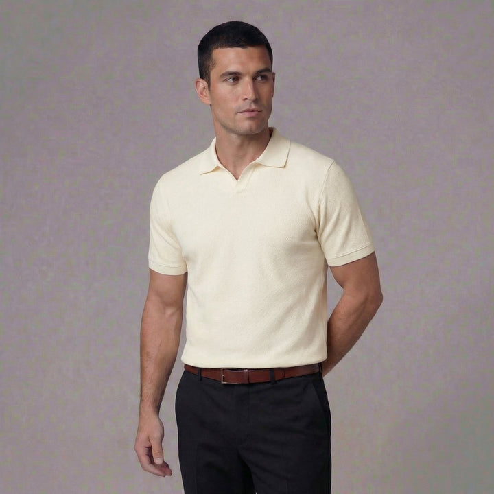 Polo homme | Col V, manches courtes, coupe classique 1