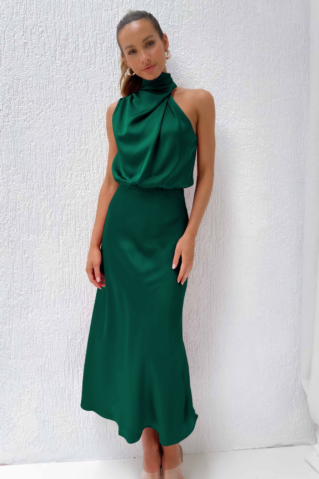 Robe femme | Longueur midi, sans manches, col halter, décolleté cascade 10
