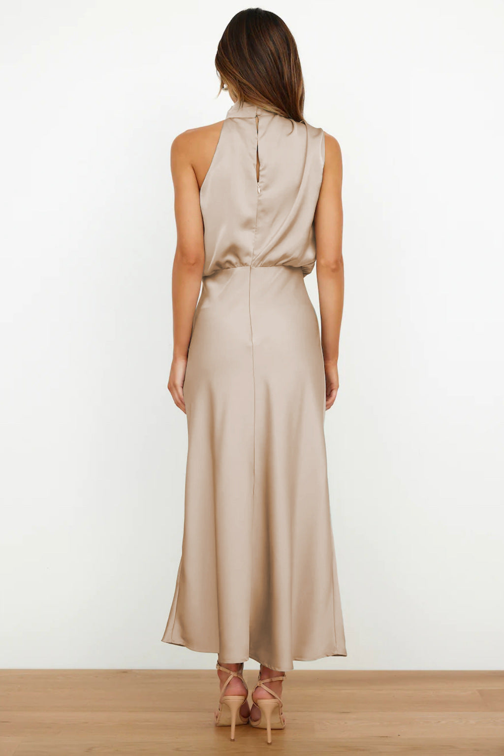 Robe femme | Longueur midi, sans manches, col halter, décolleté cascade 3