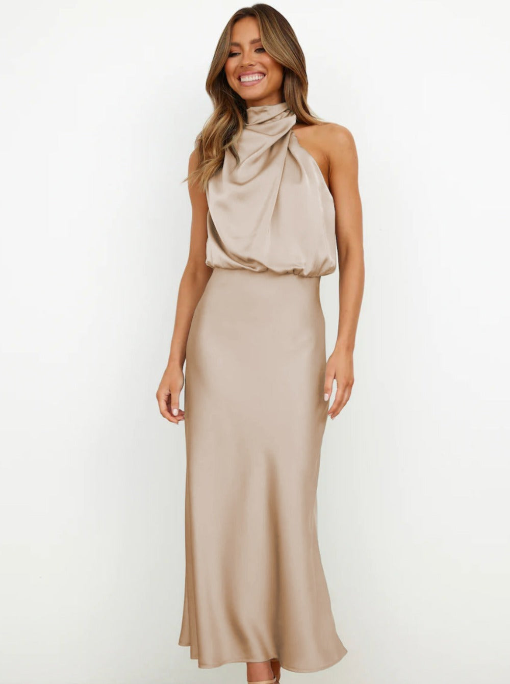 Robe longue pour femme | Style dos nu avec corsage froncé 1