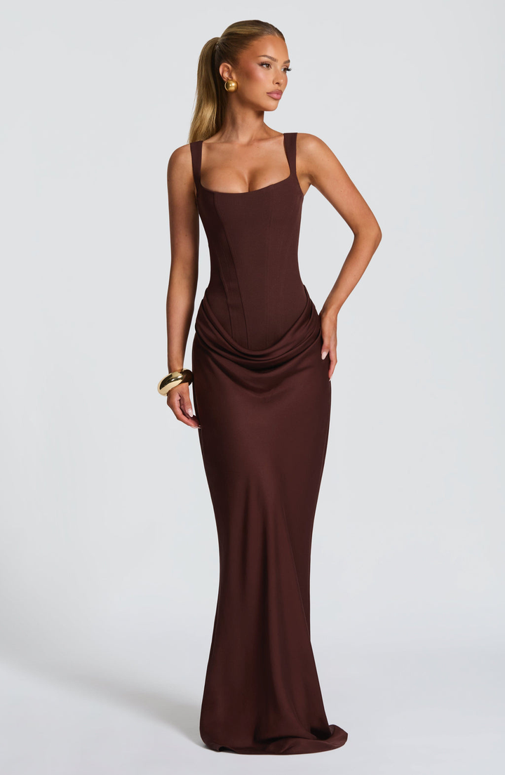 Robe maxi sablier — Silhouette sculptée, style décontracté 4