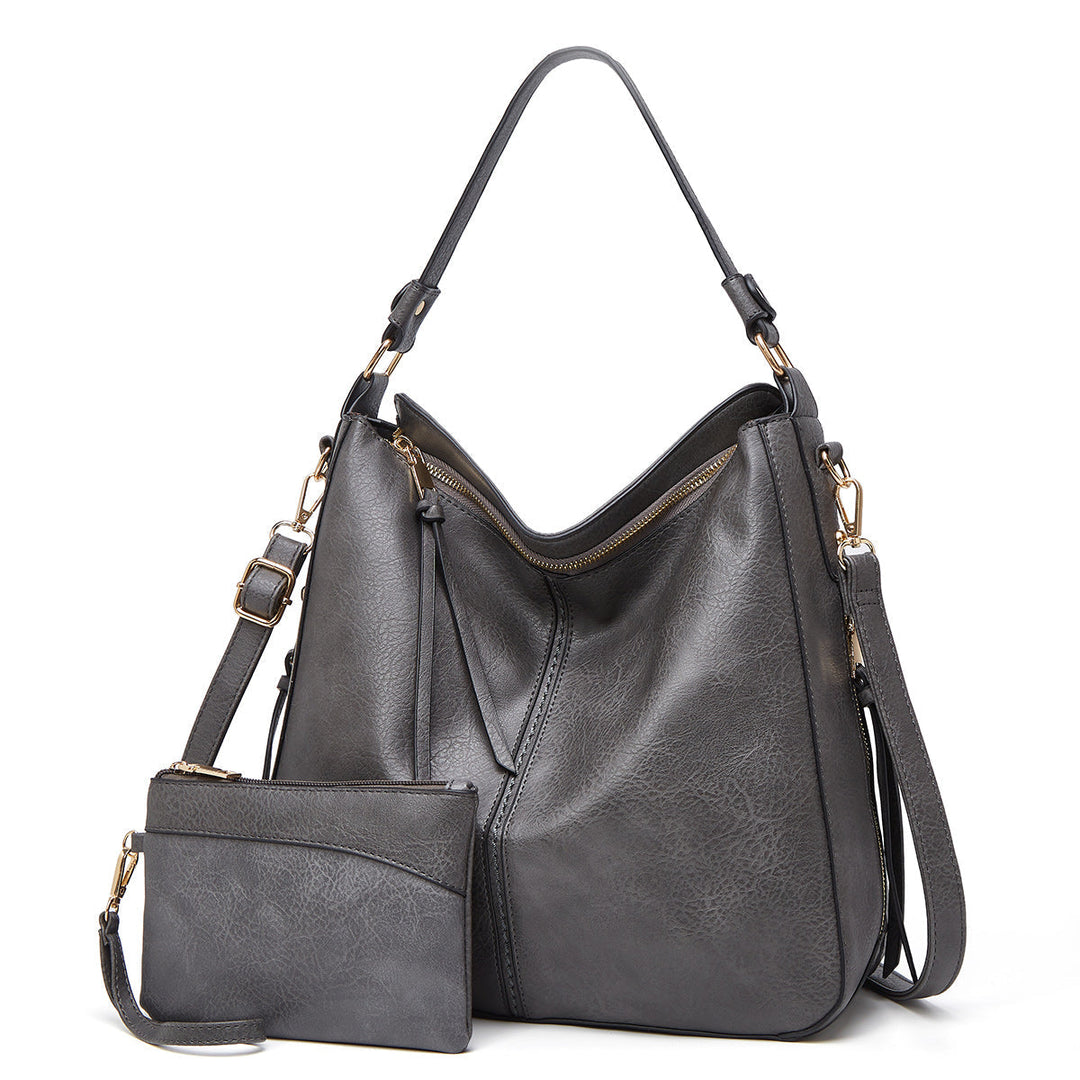 Sac bandoulière classique en cuir avec d'élégants détails dorés 7