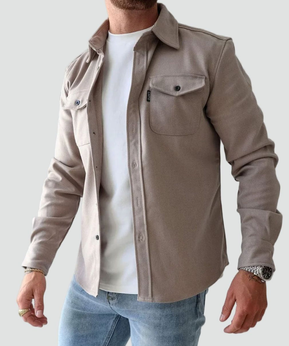 Surchemise décontractée pour homme avec fermeture boutonnée et poches poitrine 1