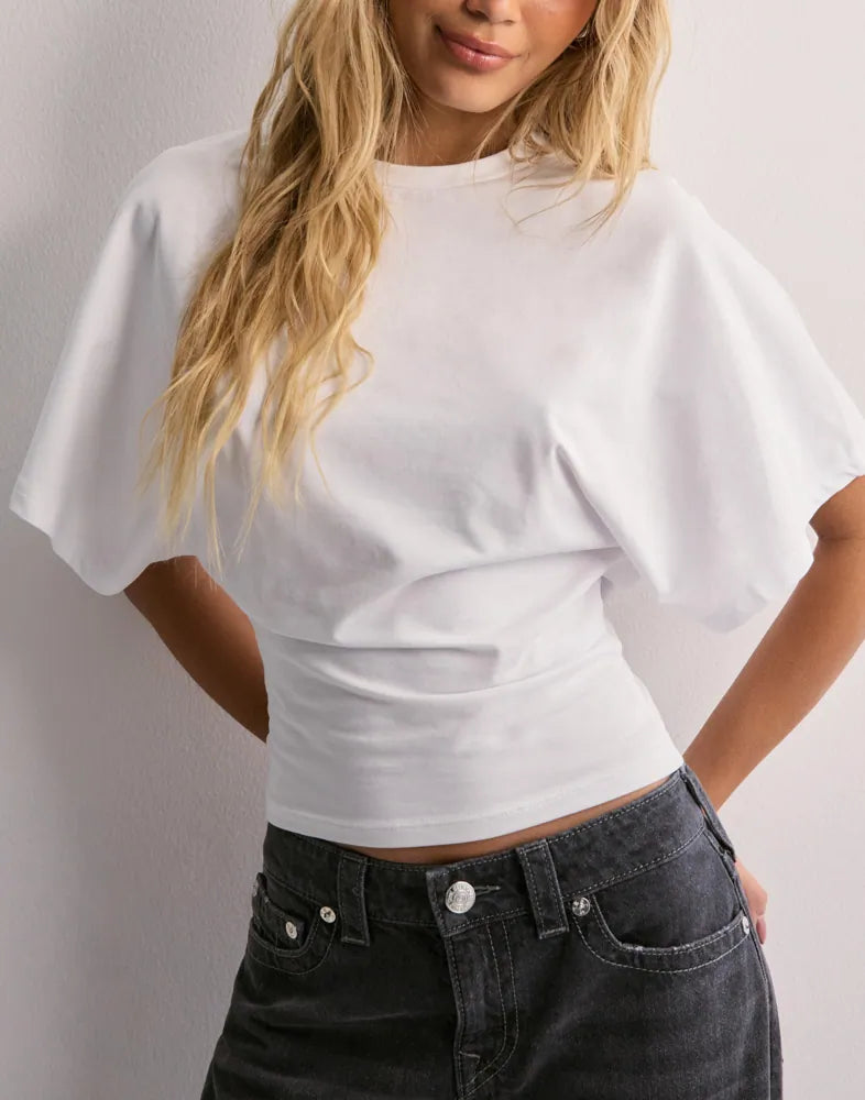 T-shirt femme | Manches larges, taille cintrée, style décontracté 0